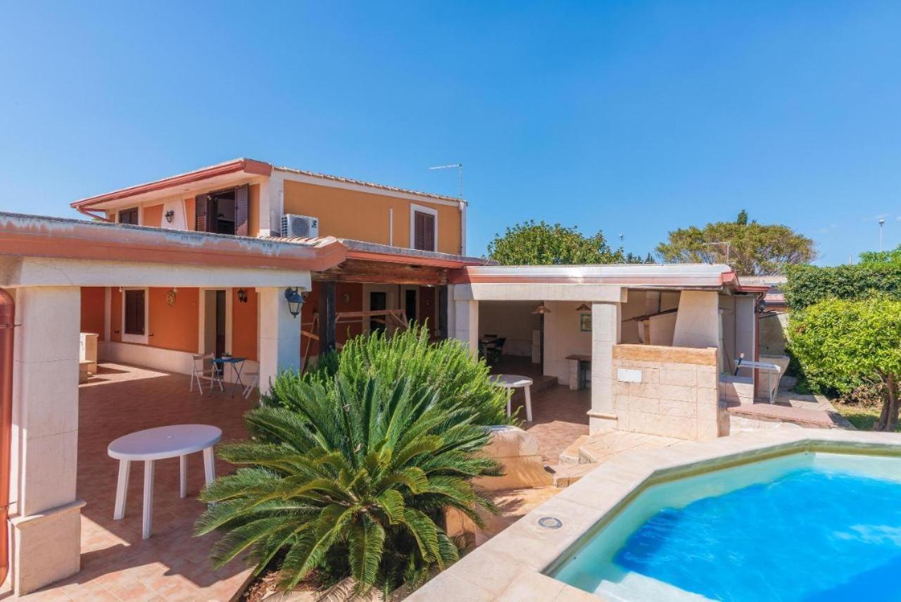 Villa Con Piscina Al Mare Ognina Bagian luar foto