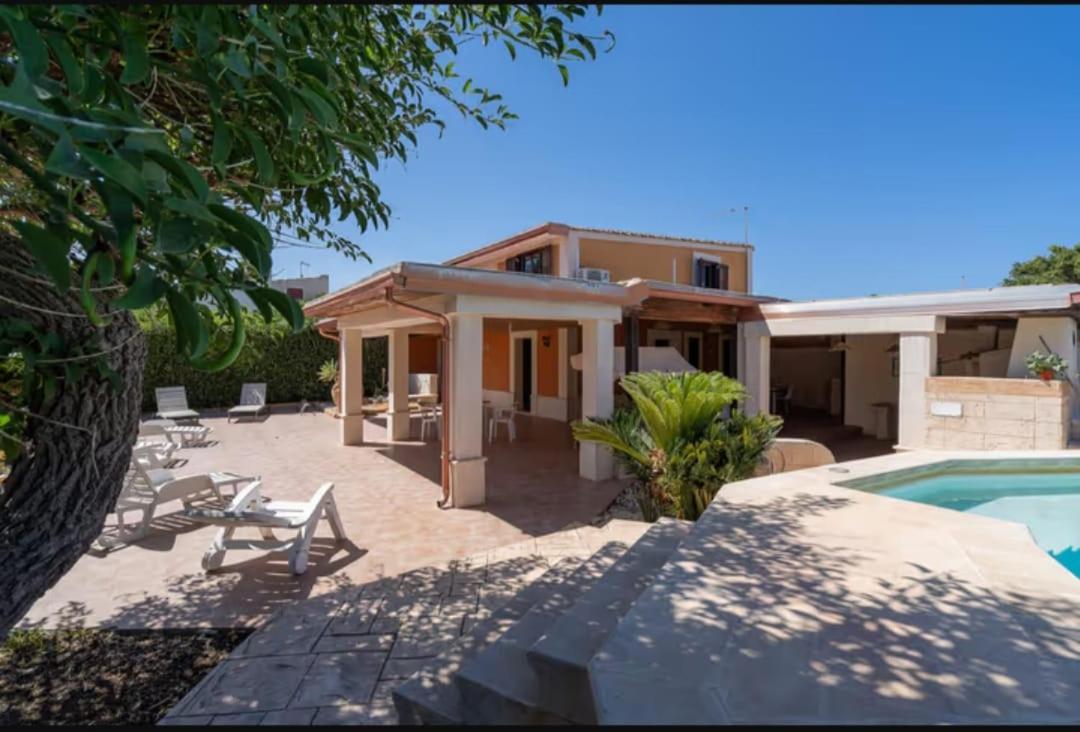Villa Con Piscina Al Mare Ognina Bagian luar foto