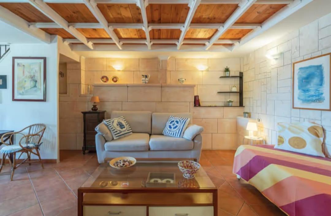 Villa Con Piscina Al Mare Ognina Bagian luar foto